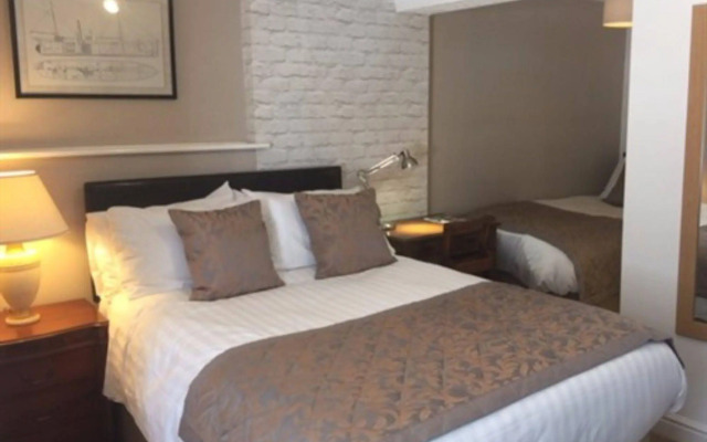 The Swan Inn