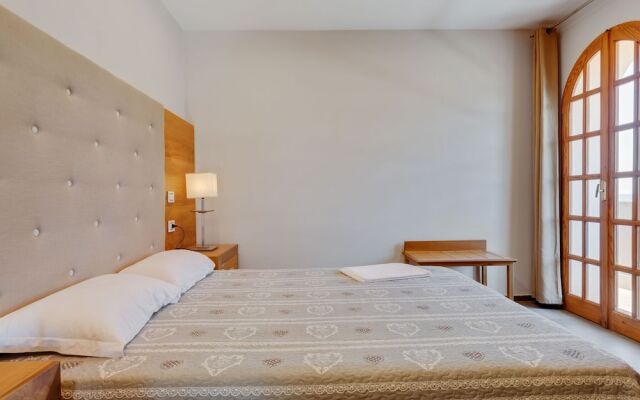 Simplistic Holiday Home in Fontane Bianche With Garden