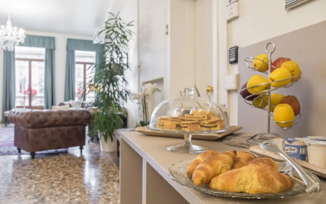Grand Canal Suites