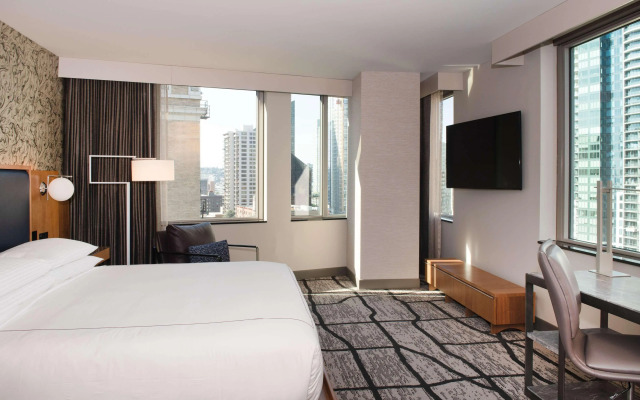 The Charter Hotel Seattle, Curio Collection by Hilton