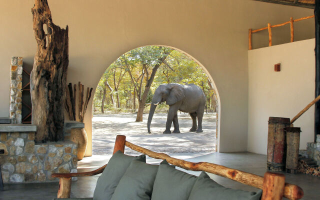 Gwango Elephant Lodge