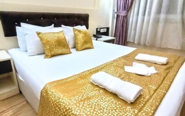 New Zade Apart Hotel