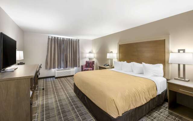 Quality Inn & Suites Carlsbad Caverns Area