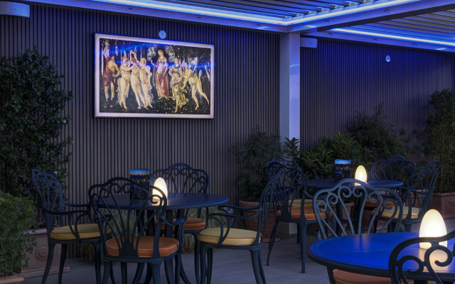 Marcella Royal Hotel - Rooftop Garden