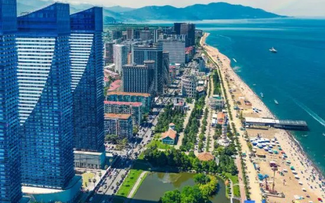 Sea View Apartment, 1st Line