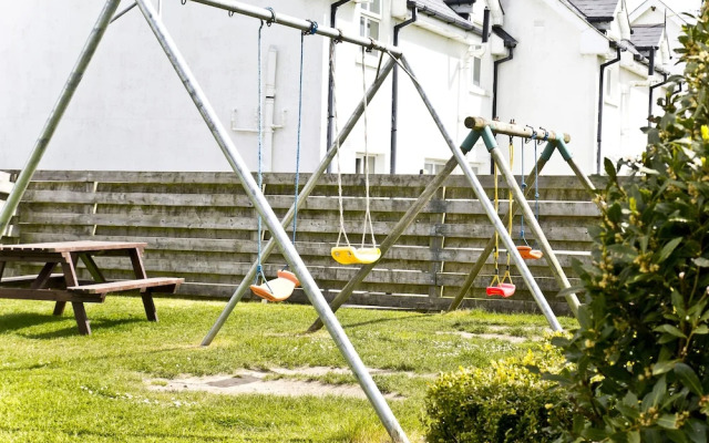 Upton Court Holiday Cottages