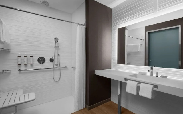 AC Hotel by Marriott Clearwater Beach