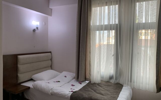 Sami Akar SARAY OTEL