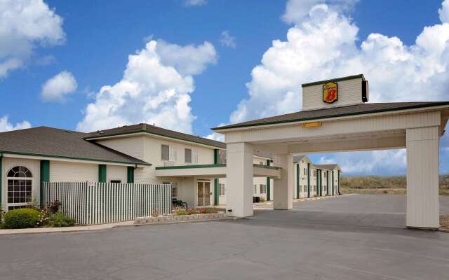 Super 8 by Wyndham Battle Mountain