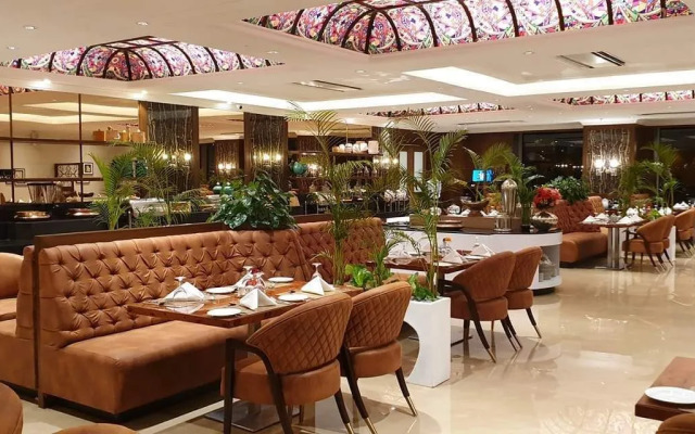 Hotel Hukam's Lalit Mahal