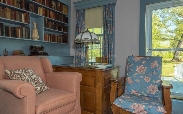 Oak Grove Bed and Breakfast