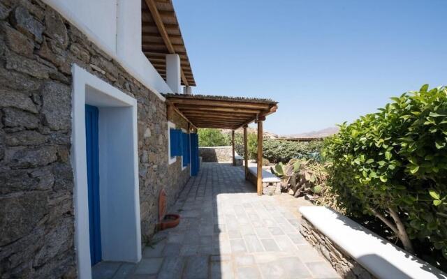 Mykonian Luxury Villa Victoria with Pool
