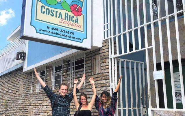 Costa Rica Backpackers - Hostel