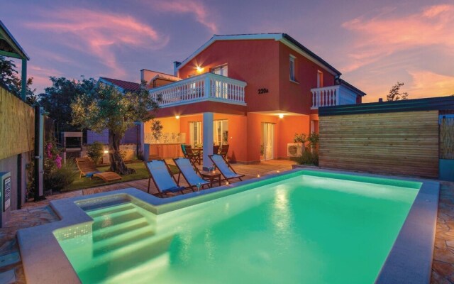 Stunning Home in Barbariga With 2 Bedrooms, Wifi and Outdoor Swimming Pool
