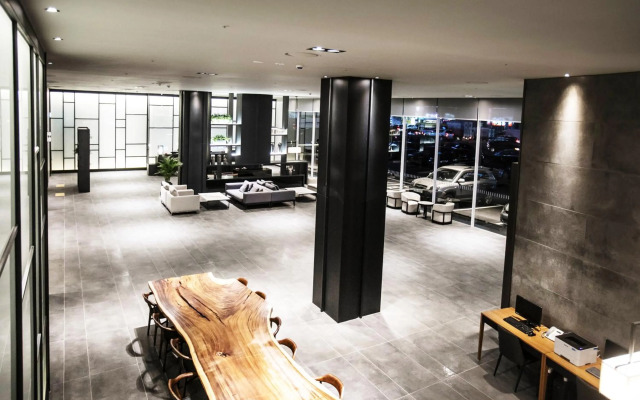 Sky View Hotel