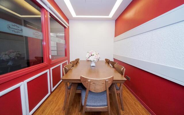 Bloommaze Boutique Hotel