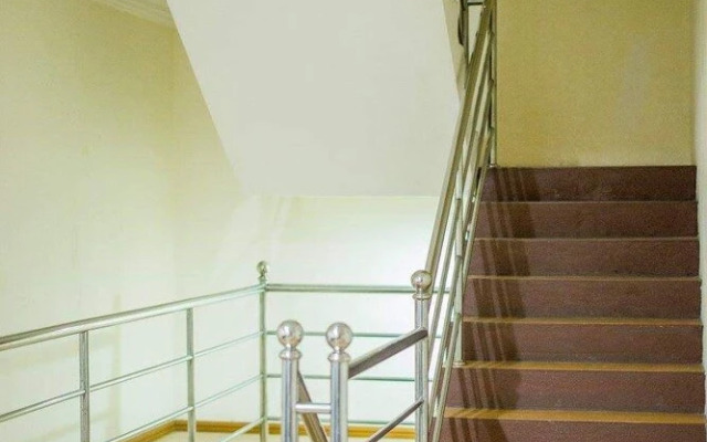 OYO 89940 Menara One Hotel