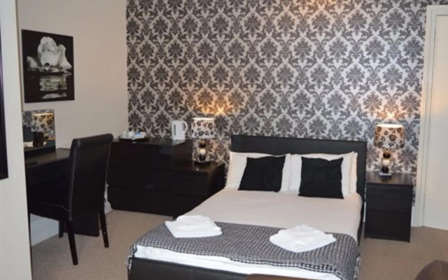 Somerton Lodge Hotel