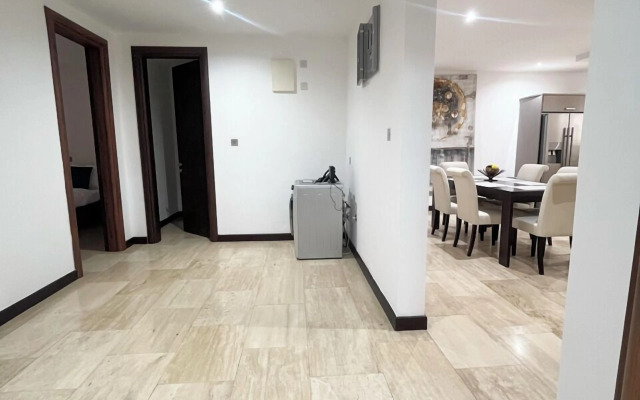 Premier Place Appt 1B