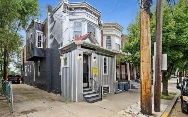 Stylish 4 bedroom home near Philadelphia