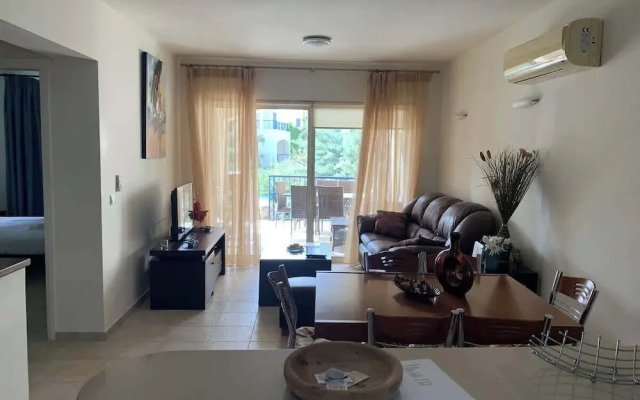 Cassiopeia 1BR Apt on Beach with Pool