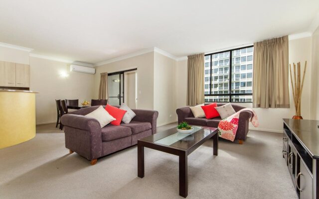 Spring Hill Central Apartments