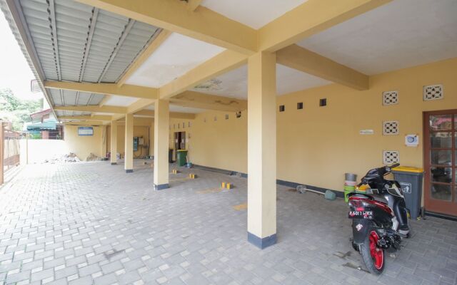 Airy Eco Bintaro BTC Tangerang Selatan