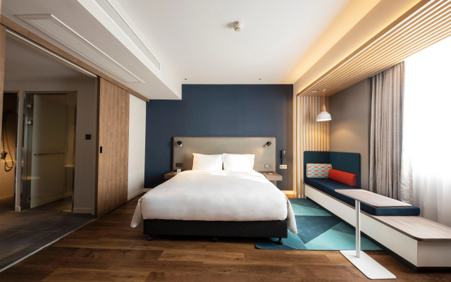 Holiday Inn Express Shanghai Jiading New City by IHG