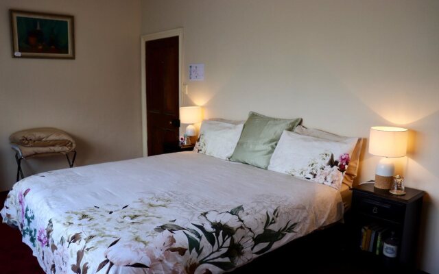 Blue Bell Inn