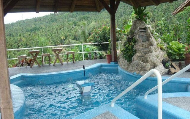 Hof Gorei Beach Resort