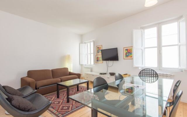 RSH Piazza Navona Terrace Hi Tech