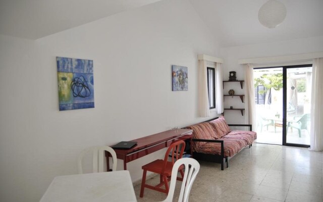 Kermia Beach Apartment