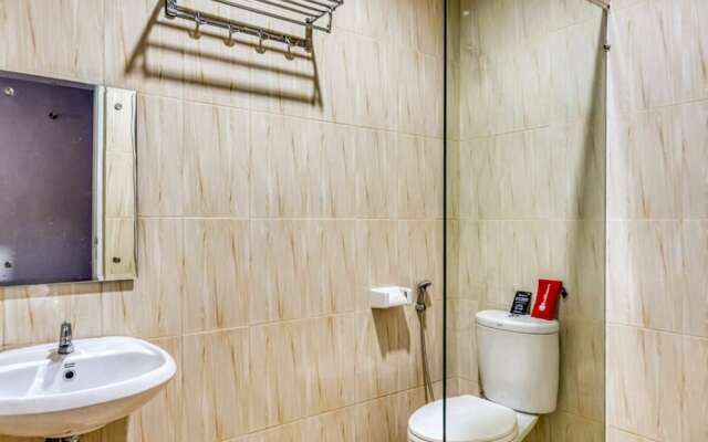 RedDoorz near Sindu Kusuma Edupark 2