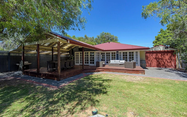 Willmott Beach House
