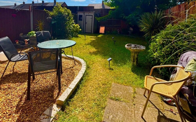 Swallow Fields Cozy House in Liverpool