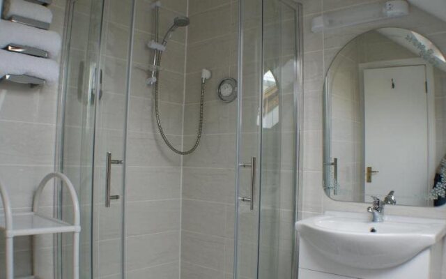Eske Villa Bed & Breakfast