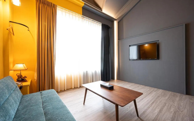 Yilan East Motel