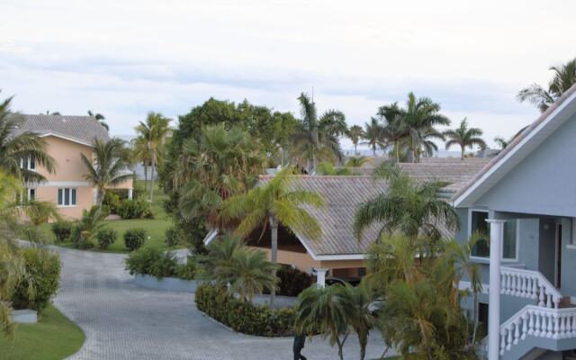 Waters Edge Condo With Boat Slip