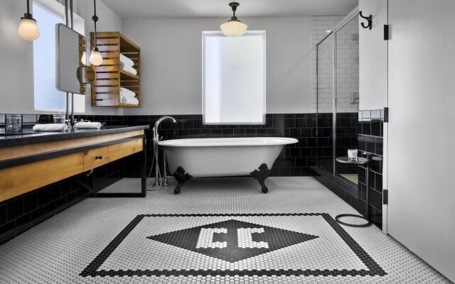 Cavalry Court, by Valencia Hotel Collection