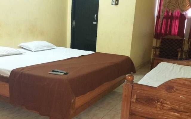 Hotel Manikanta Residency