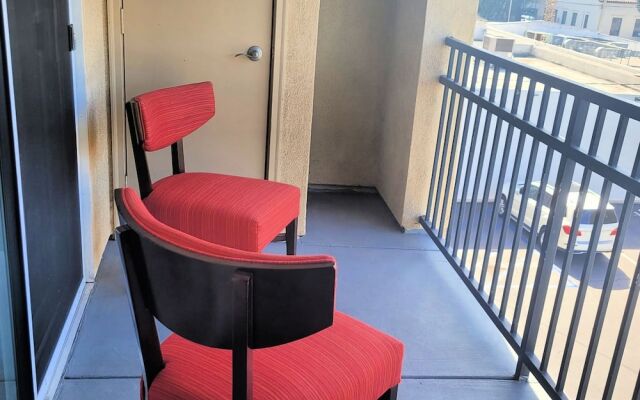 Lovely Apartments at Fullerton