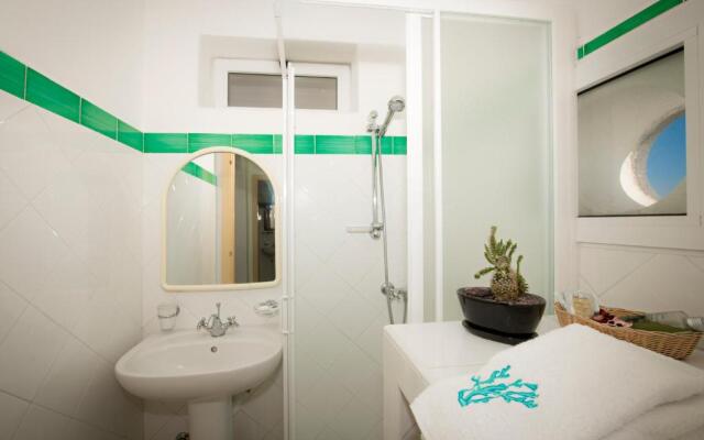 Stromboli Trekking Accommodation - Room and Excursion for 2 included
