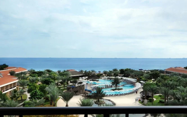 Waves Beach Restaurant