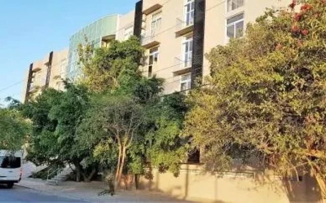Riviera Towers 211