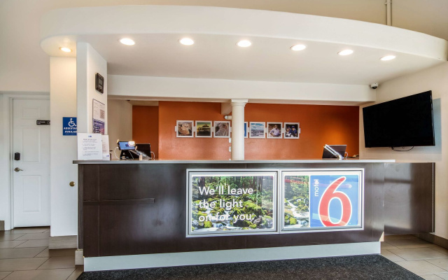 Motel 6 Vancouver, WA