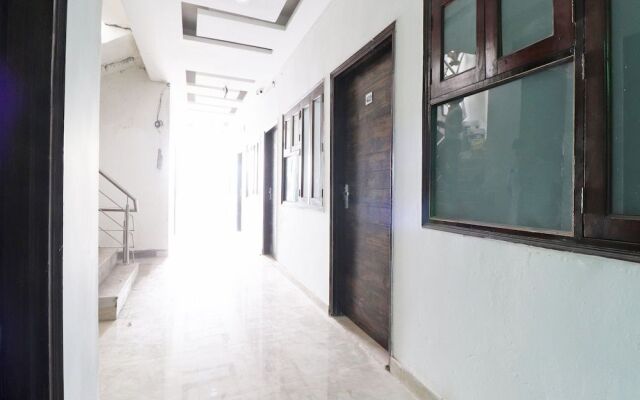 OYO Flagship 39677 Haiderpur Road