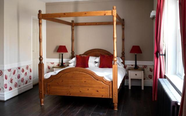 The Bull Hotel Maidstone/Sevenoaks