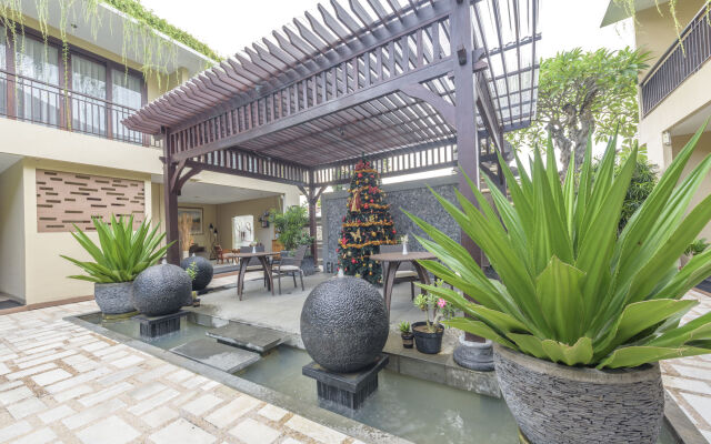 d'Penjor Seminyak Hotel