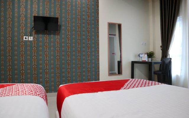 OYO 1648 Penginapan Three Joye