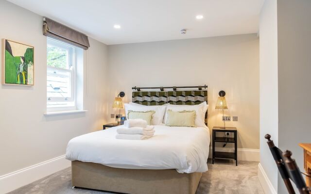 Old Abbey House Hotel